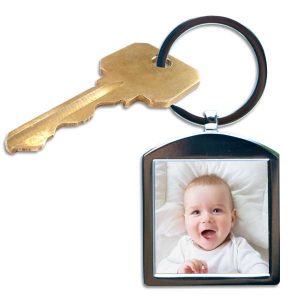 Create a photo personalized key chain using your favorite photo