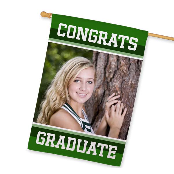 Create a graduation house flag to announce the great news to your neighbors.