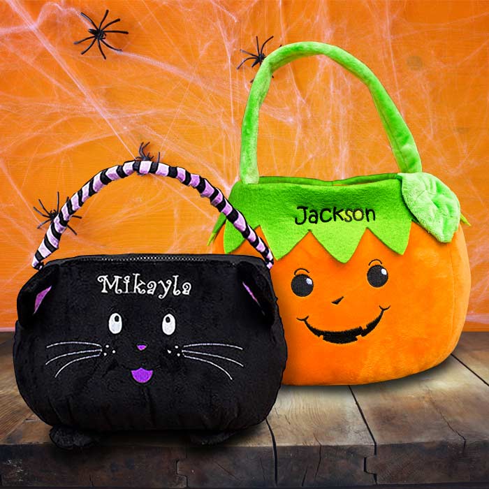 Cute, padded and personalized Halloween bags with names embroidered on